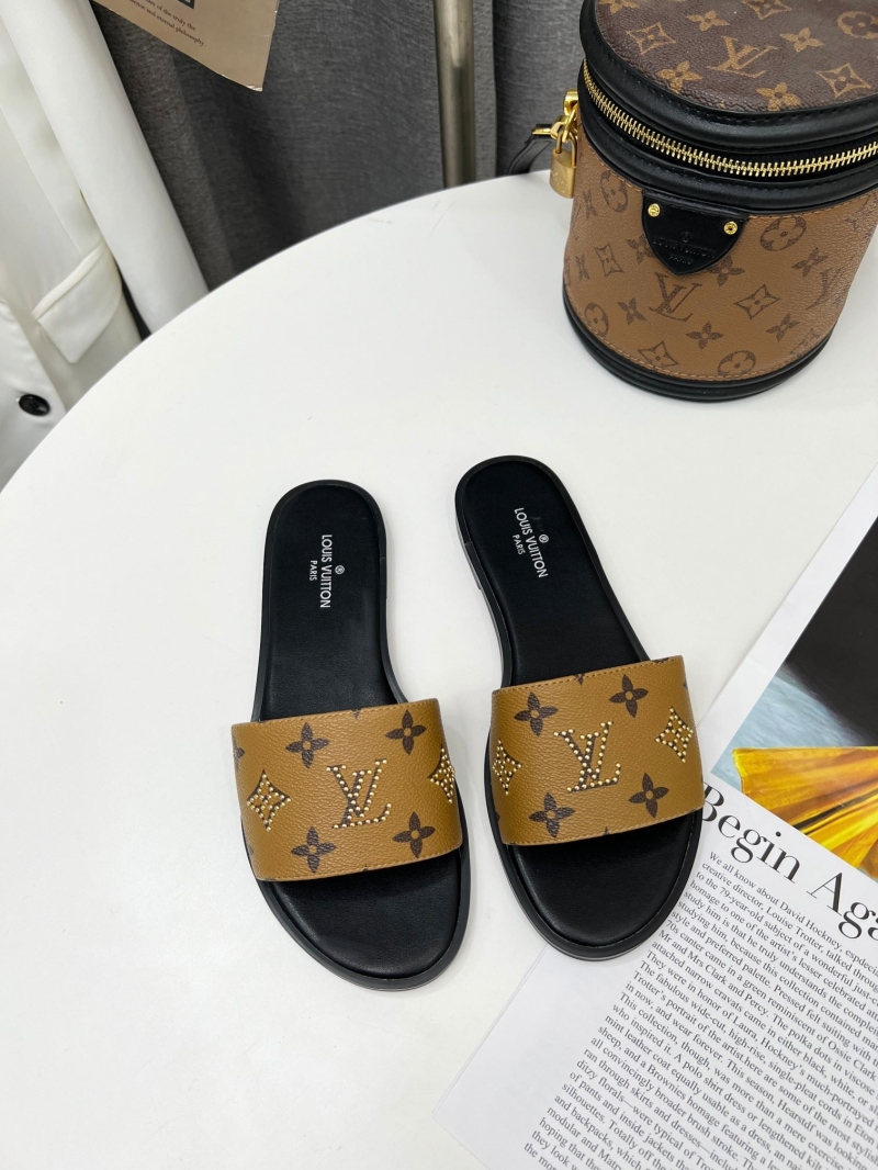 Louis Vuitton Slippers